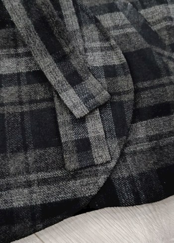 Gri Ekose Desenli Kuşaklı Kadın Kaban - Görsel 5