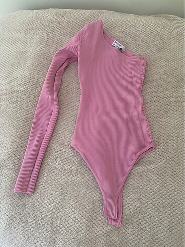 Bershka body