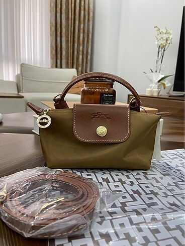 LONGCHAMP TOZ TORBALI HEMEN TESLİM