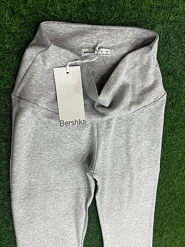 Bershka İspanyol Pantolon
