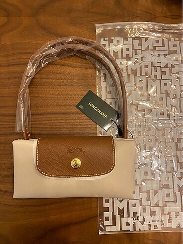 Longchamp İlan açılımı