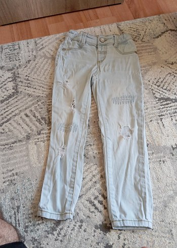 4 Yaş Beden LC Waikiki kız çoçuk pantalon