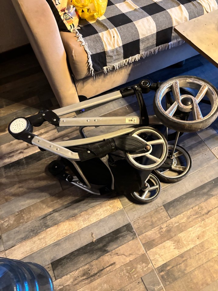 Gri Bebek Arabası - Görsel 4