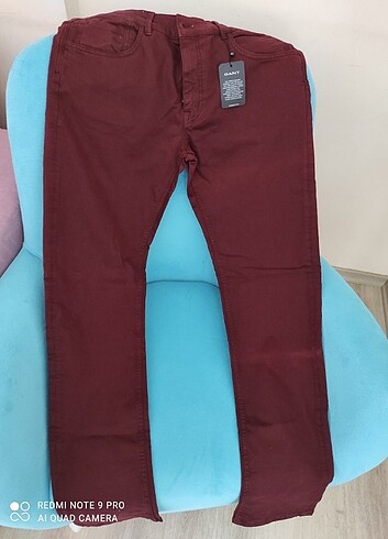 34 Beden bordo Renk Gant erkek pantolon