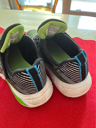 30 Beden çeşitli Renk Skechers cocuk spor ayakkabı