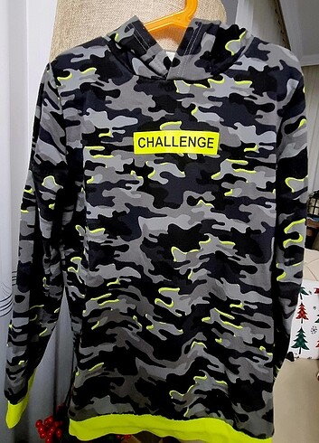 Lc waikiki marka 11-12 yaş erkek çocuk sweatshirt 