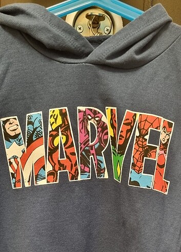 12-13 yaş marvel lisanslı kapsonlu sweatshirt 