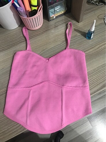 Crop pembe