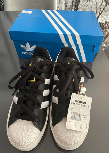 40 Beden Adidas Superstar Bonega spor ayakkabı