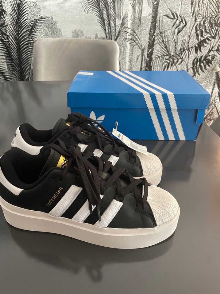 Adidas Superstar Bonega spor ayakkabı - Görsel 3