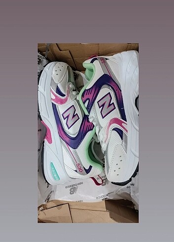 New Balance 530