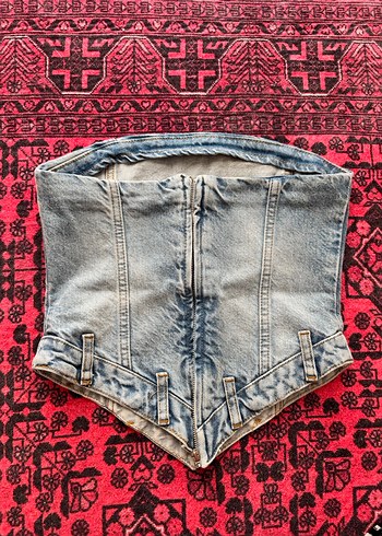 Kadın Gri Nakışlı Mini Kot Şort - Görsel 2