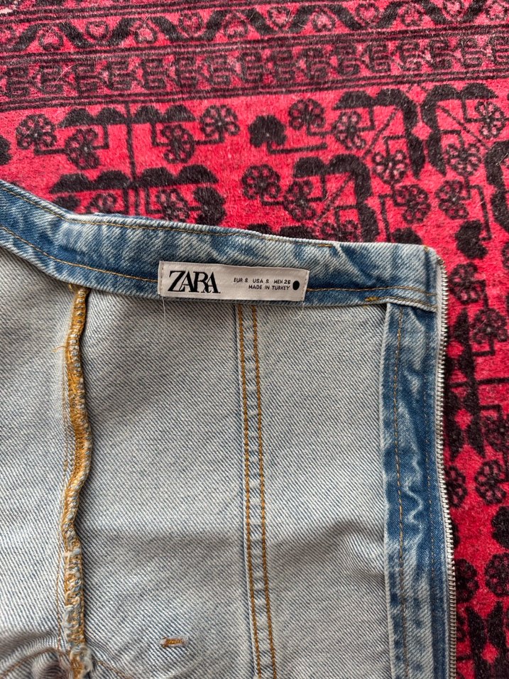 Kadın Gri Nakışlı Mini Kot Şort - Görsel 4