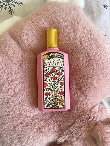 gucci flora gorgeous gardenia