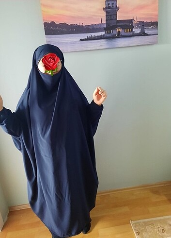 Tesettür kıyafeti