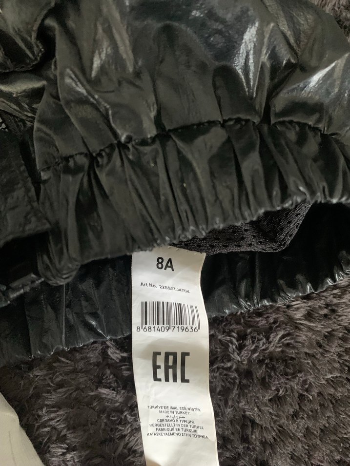 Kızlar için Siyah Kapüşonlu Fermuarlı Yelek - Görsel 5