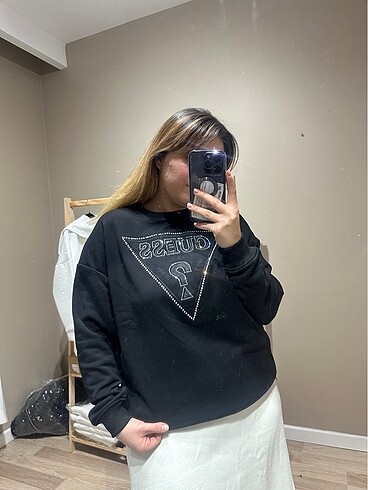 m Beden siyah Renk Taşlı Guess Sweat