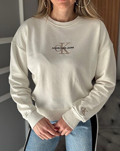Ck sweatshirt