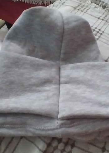 Gri Yumuşak Maske ve Boyunluk - Görsel 3