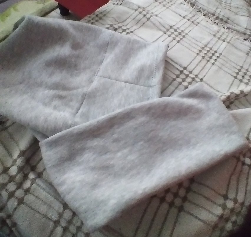 Gri Yumuşak Maske ve Boyunluk - Görsel 2