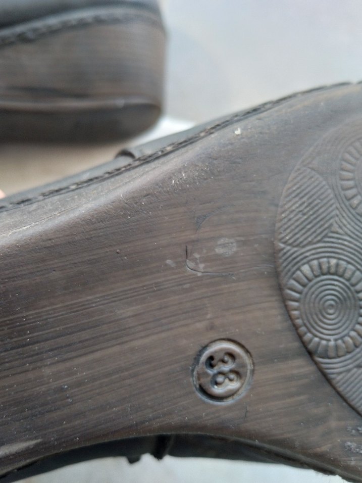 Kadın bot 38 numara - Görsel 3