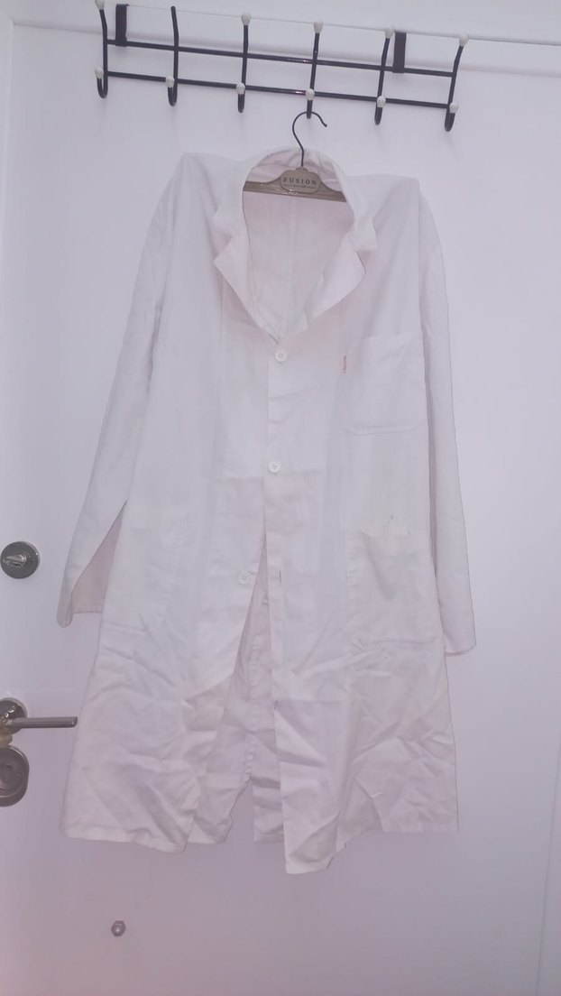 Beyaz iş önlüğü - Görsel 3