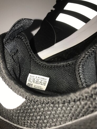 45 Beden siyah Renk Adidas spor ayakkabı 47 numara