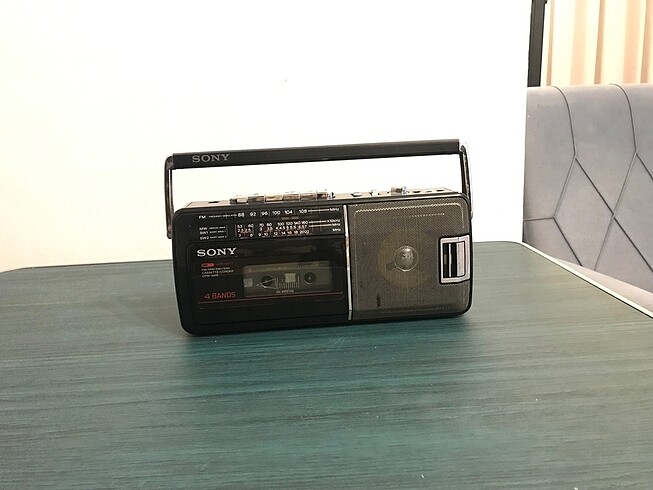 Sony CFM 140S radyo kasetçalar