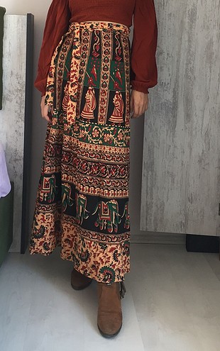 Çok hoş etnik etek