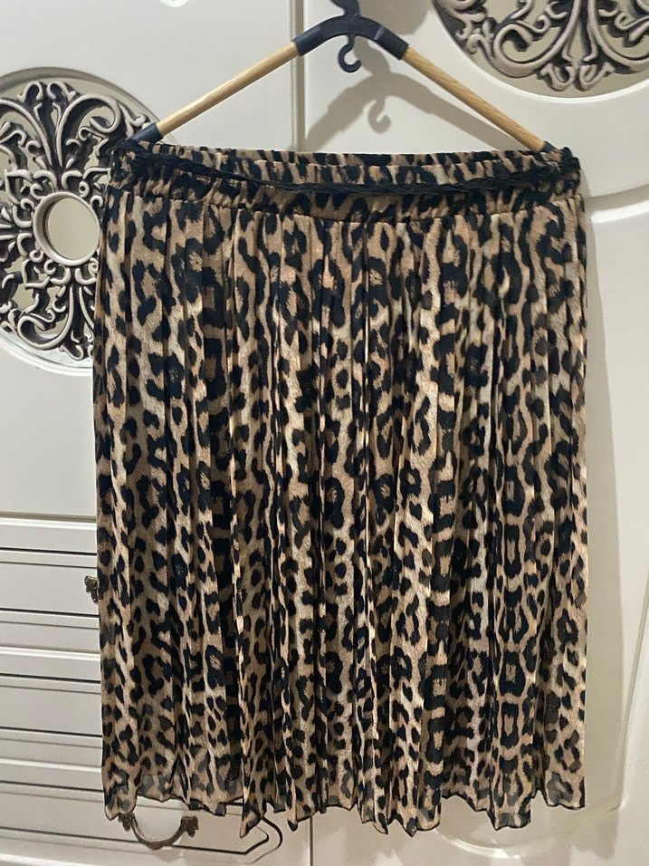 Leopar Desenli Piliseli Şifon Etek - Görsel 3