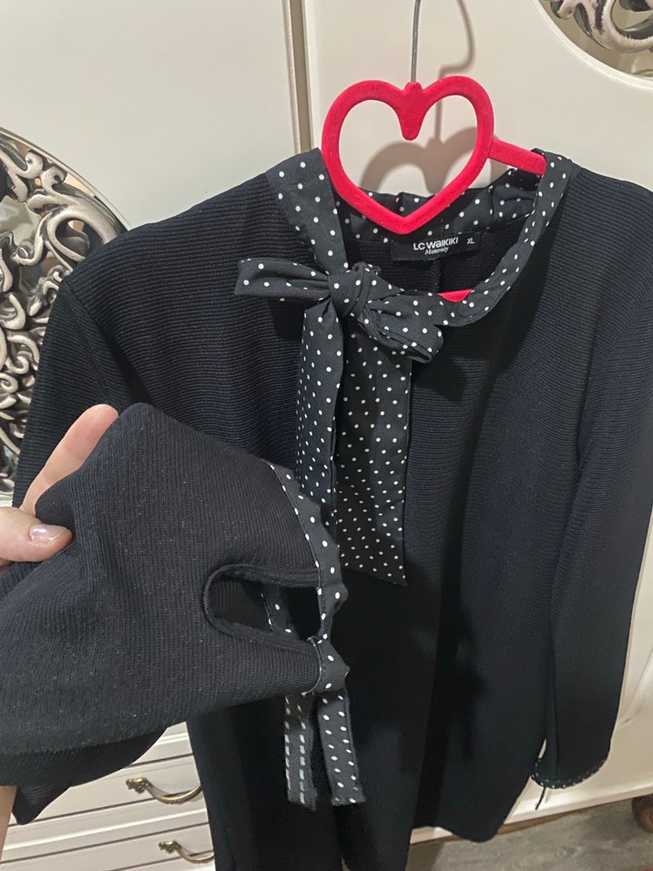 Kendinden florlı 

Siyah Uzun Kadın Kaban - Görsel 4