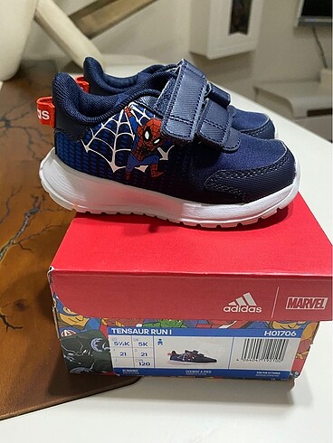 21 Beden Adidas Bebek Ayakkabısı