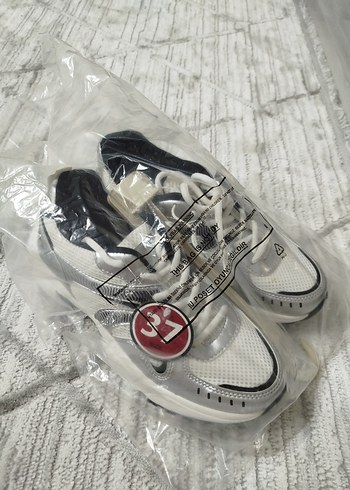 37 Beden beyaz Renk LCW STEPS Kadın Spor Ayakkabı Beyaz Gri
