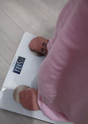 Kiwi Kbs-1085 Akıllı Banyo Baskülü Beyaz - Görsel 3