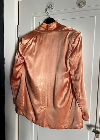 Zara Kadın Altın Renkli Saten Midi Blazer Ceket