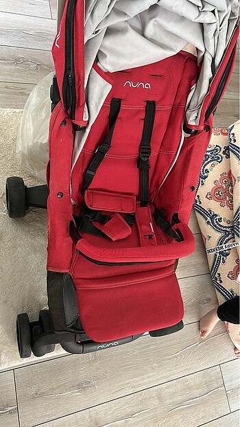 9- 36 kg Beden Nuna bebek arabası