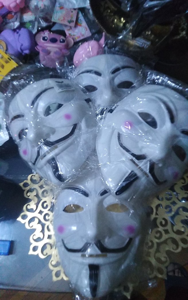 Beyaz Guy Fawkes Maskesi - Görsel 2