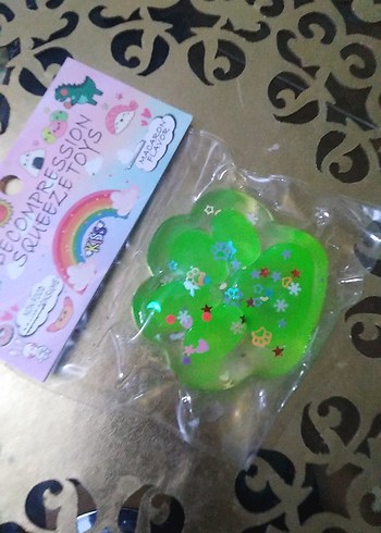 Renkli Yeşil Sıkıştırma Oyuncağı - Görsel 3