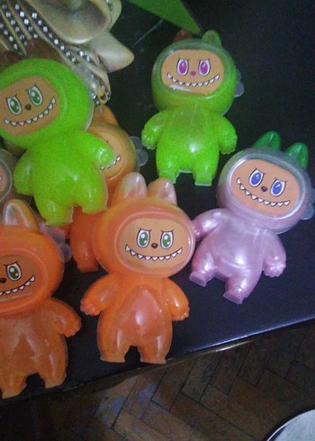 Renkli Küçük Oyuncak Figürleri labubu slime - Görsel 4