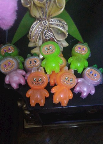 Renkli Küçük Oyuncak Figürleri labubu slime - Görsel 3