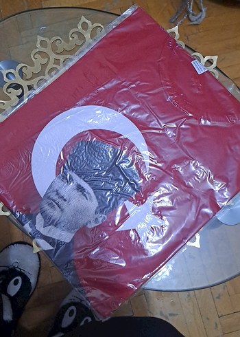 Kırmızı Atatürk Bayrak  Temalı Erkek kız tişörtü - Görsel 5
