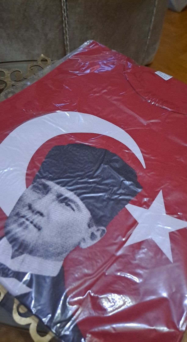 Kırmızı Atatürk Bayrak  Temalı Erkek kız tişörtü - Görsel 3