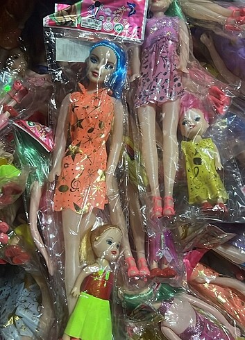 Analı kızlı Barbie 