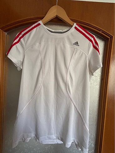 Adidas l