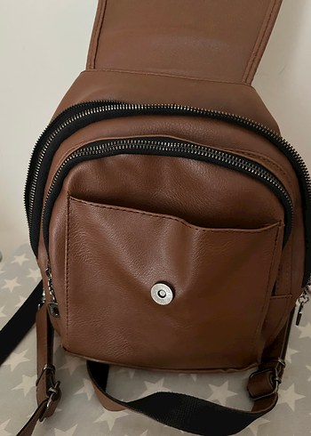 Kahverengi Deri Kadın Sırt Çantası - Görsel 3