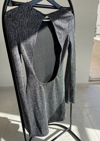 V Yaka Gri Mini Elbise - Görsel 5