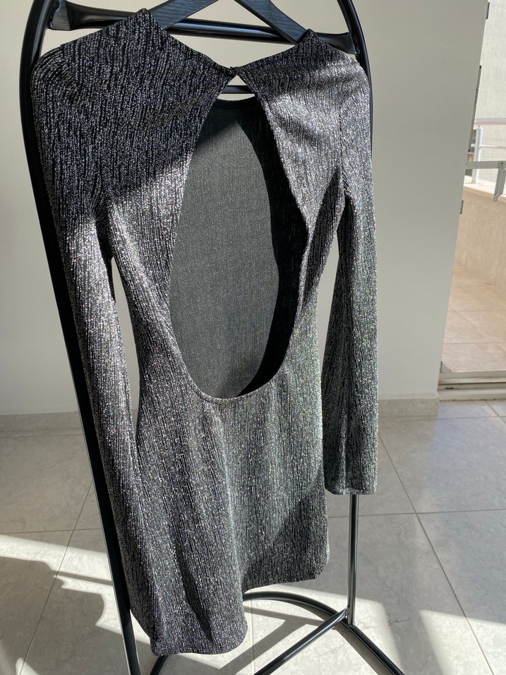 V Yaka Gri Mini Elbise - Görsel 5