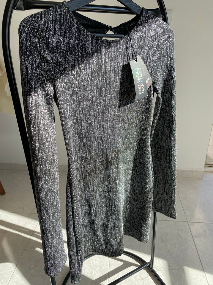 V Yaka Gri Mini Elbise - Görsel 4