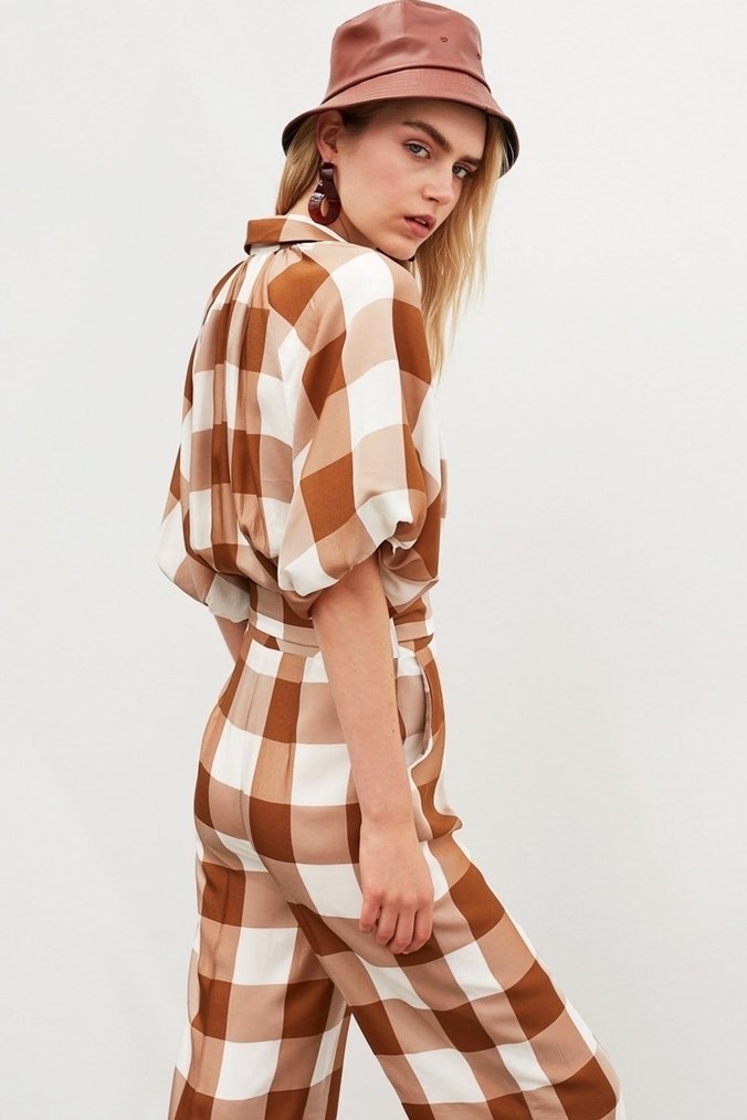 Kahverengi Kareli Kemerli Kadın Tulum - Görsel 4