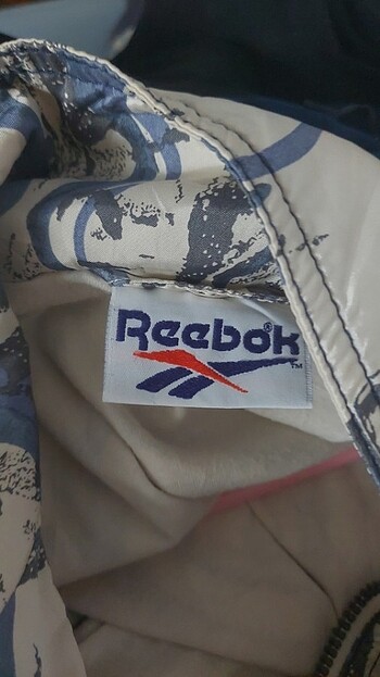 xl Beden Reebok kolsuz ceket